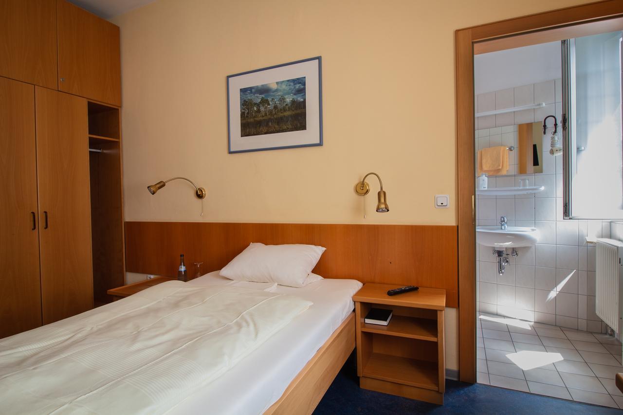 Hotel Goldene Gans Mannheim Buitenkant foto